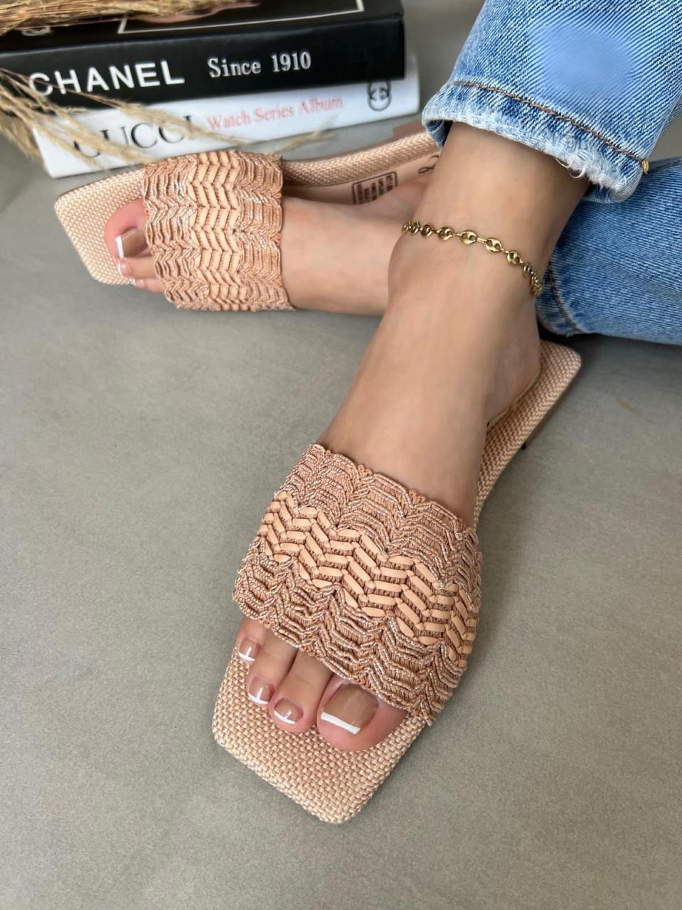 Sandalia Beige Chevron
